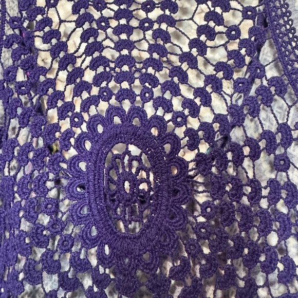 One Clothing Navy and Pink Geometric tunic size small crochet details colorful - Picture 4 of 8